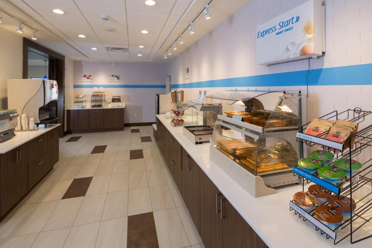 Holiday Inn Express & Suites Monroe By Ihg Exteriör bild