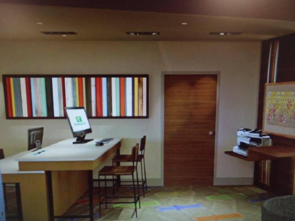 Holiday Inn Express & Suites Monroe By Ihg Exteriör bild